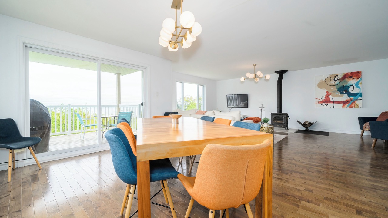 Photo of Bedroom in Petite-Riviere-Saint-Francois