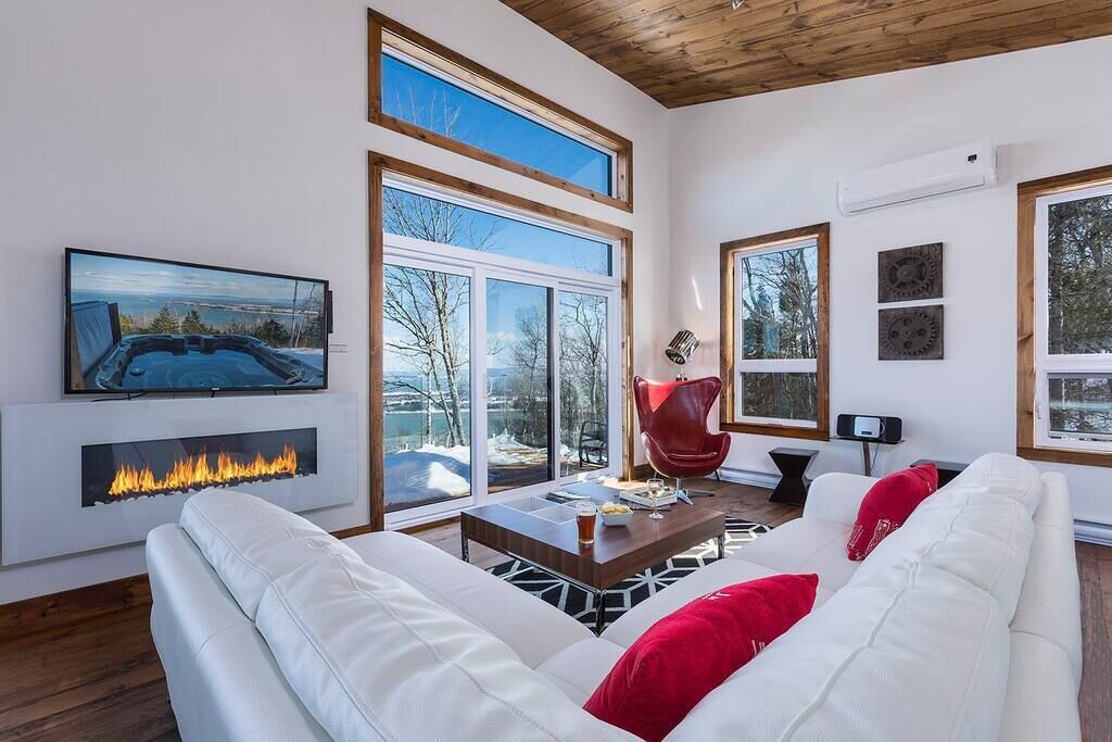 Photo of Livingroom in Les Eboulements