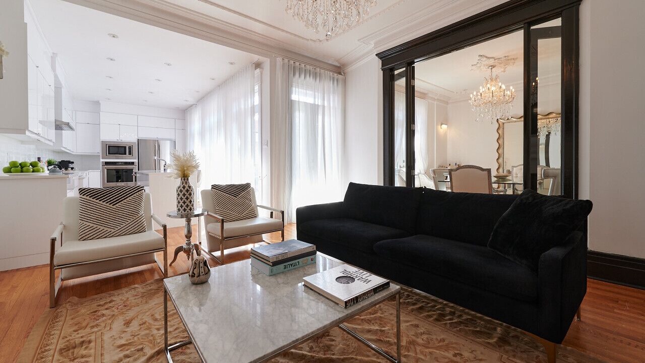 Photo of Livingroom in Little Italy