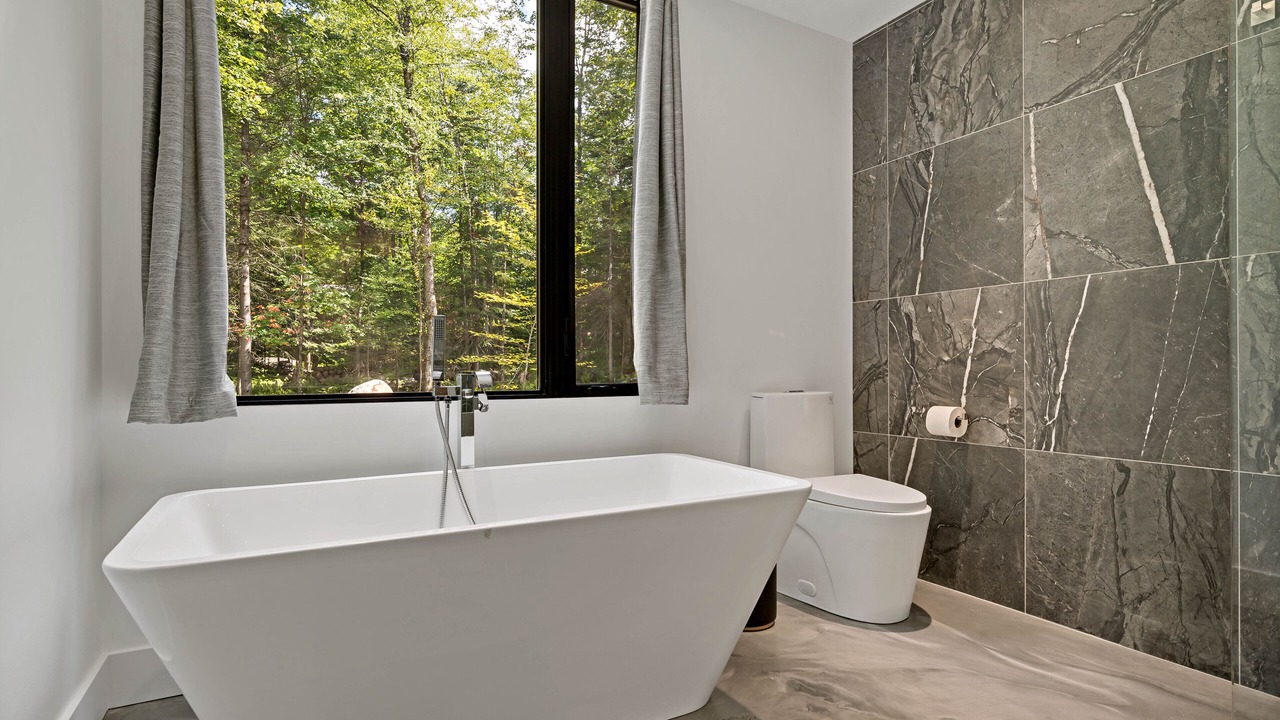 Photo of Bathroom in Lac Superieur Village