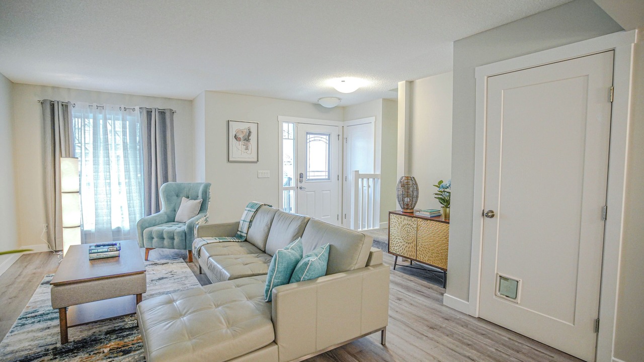 Photo of Livingroom in Fort Saskatchewan