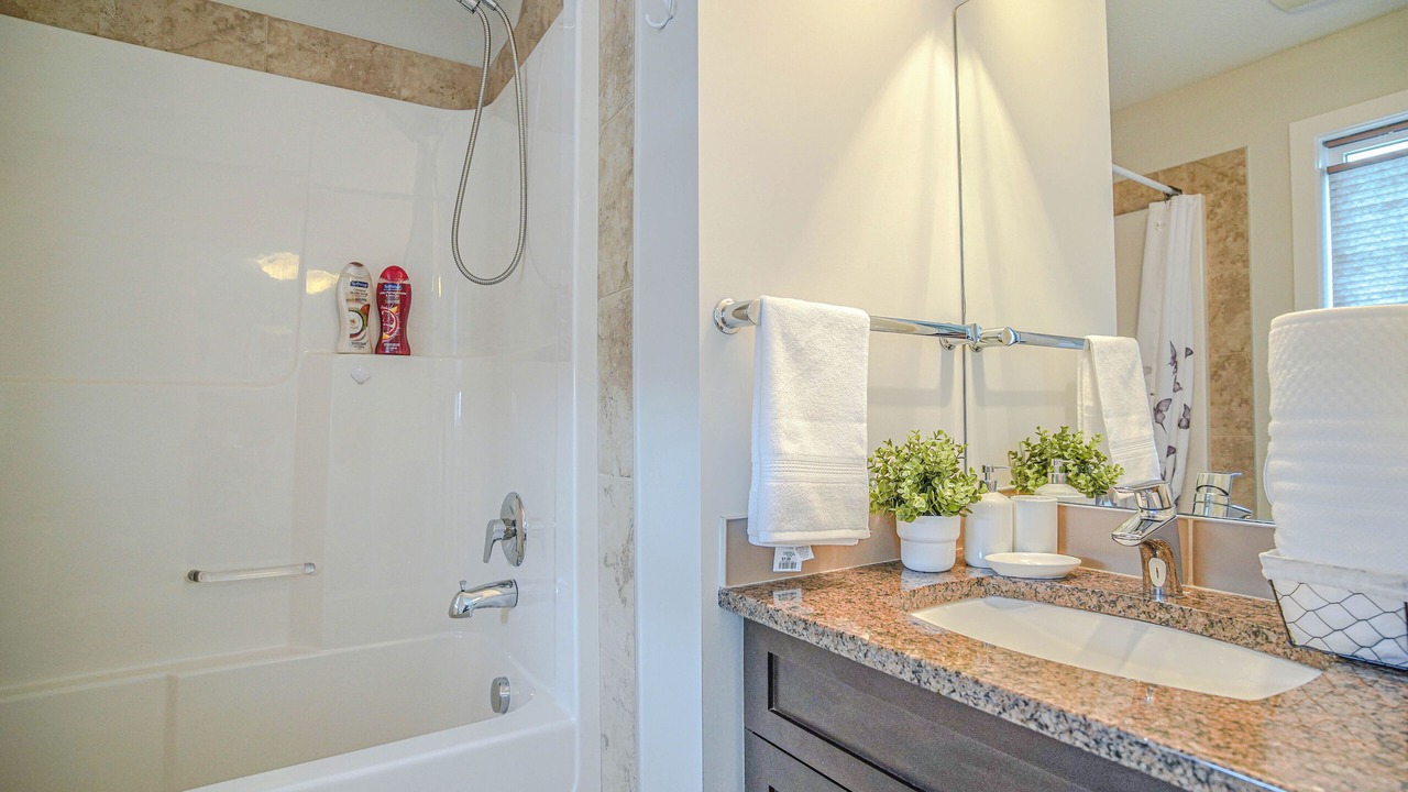 Photo of Bathroom in Fort Saskatchewan