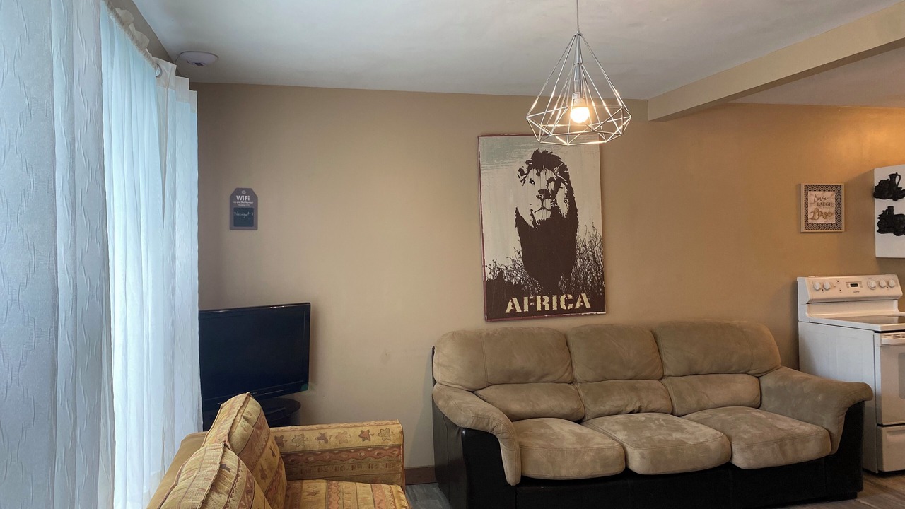 Photo of Livingroom in Wasaga Beach