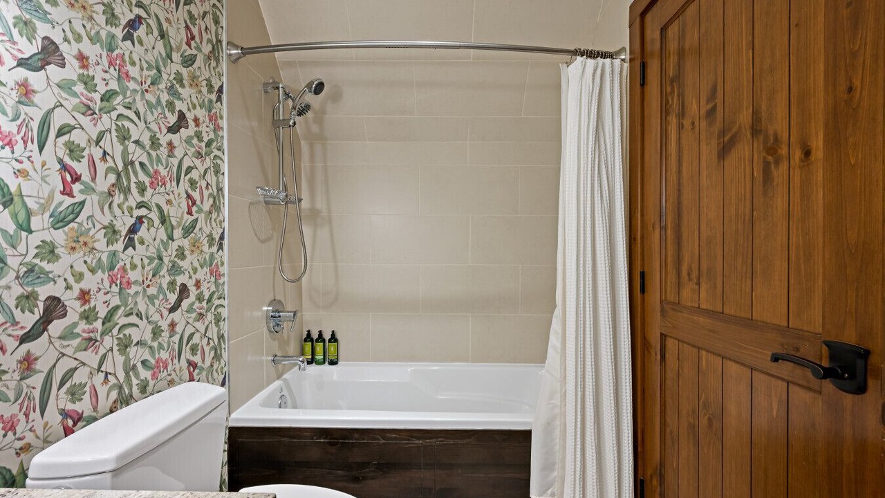 Photo of Bathroom in Versant Soleil