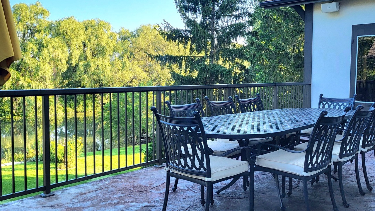 Photo of Patio Balcony in Niagara Falls