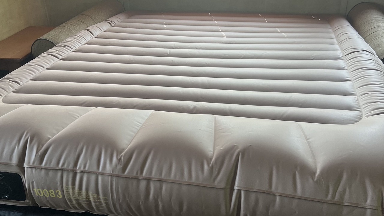 Photo of Bedroom in Deep Brook