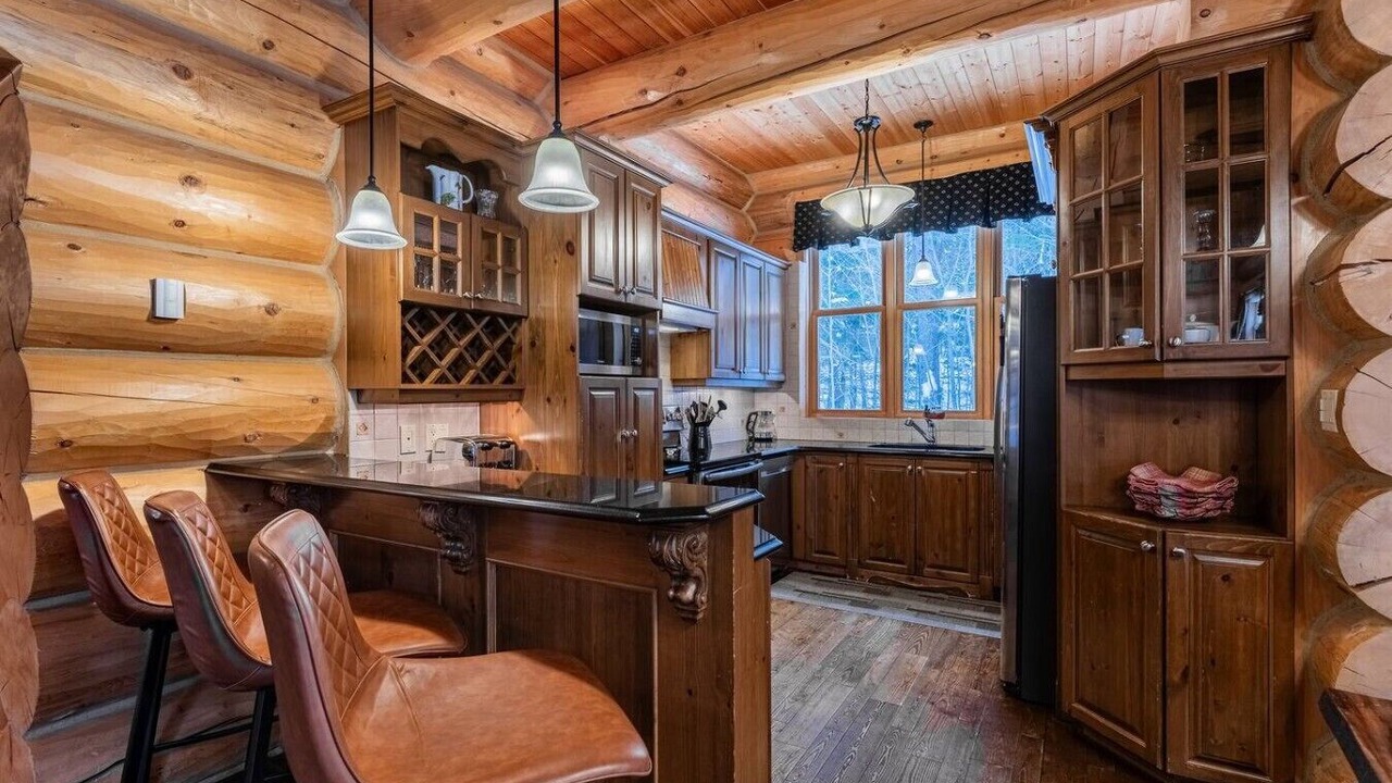 Photo of Kitchen in Fiddler Lake Resort