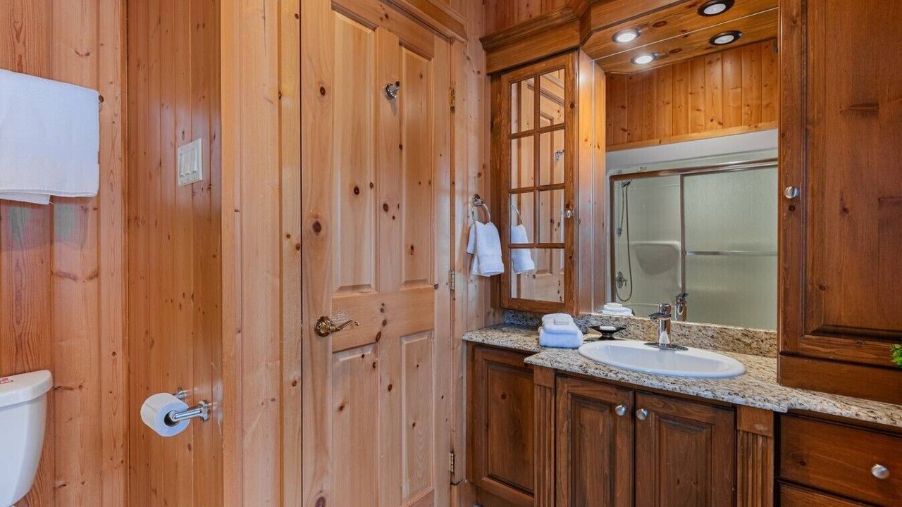 Photo of Bathroom in Fiddler Lake Resort