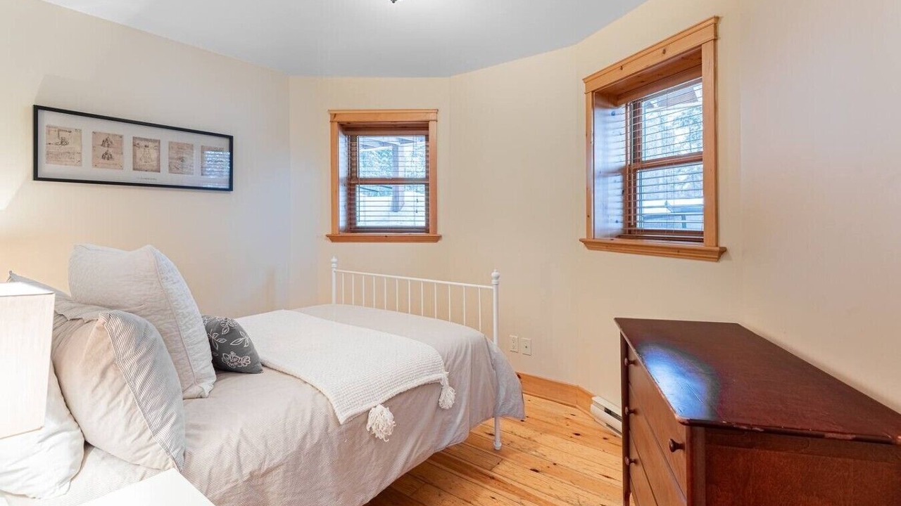 Photo of Bedroom in Fiddler Lake Resort