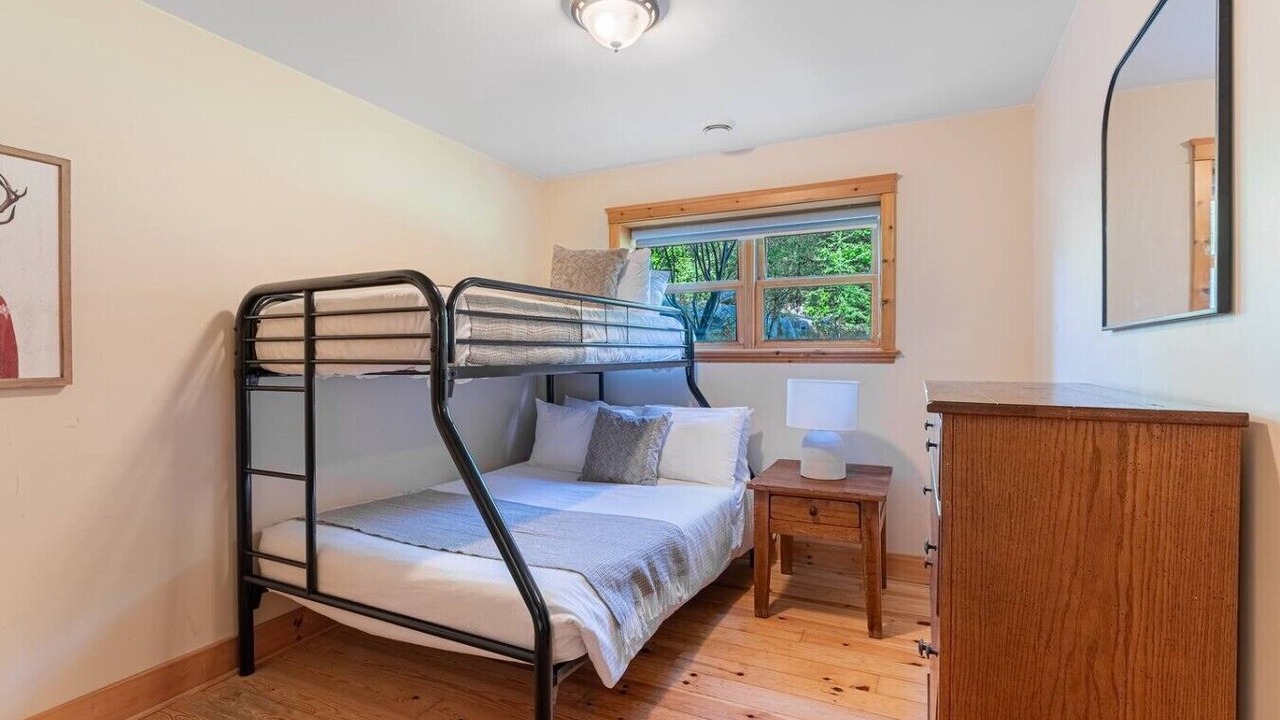 Photo of Bedroom in Fiddler Lake Resort