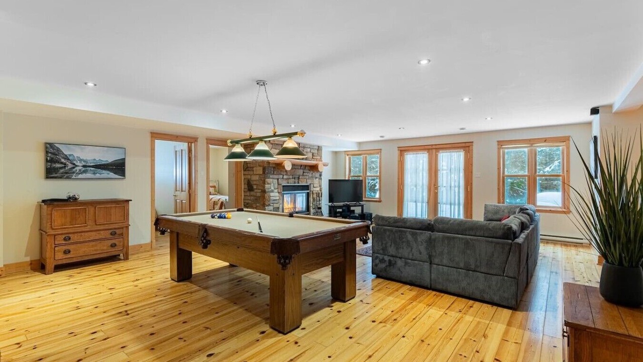 Photo of Livingroom in Fiddler Lake Resort