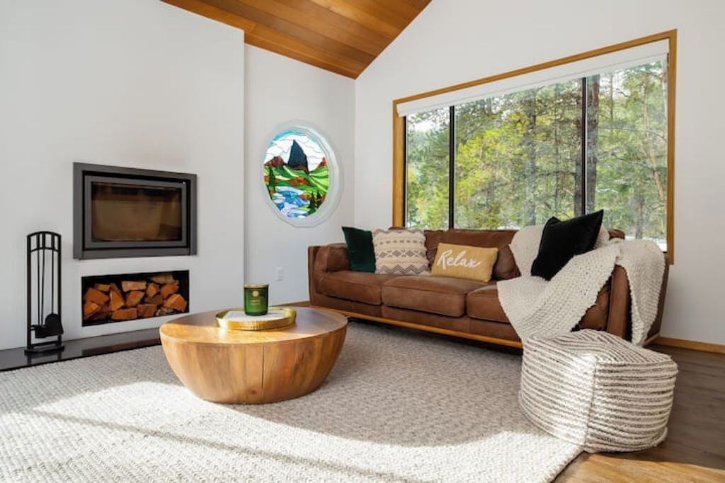 Photo of Livingroom in Whistler