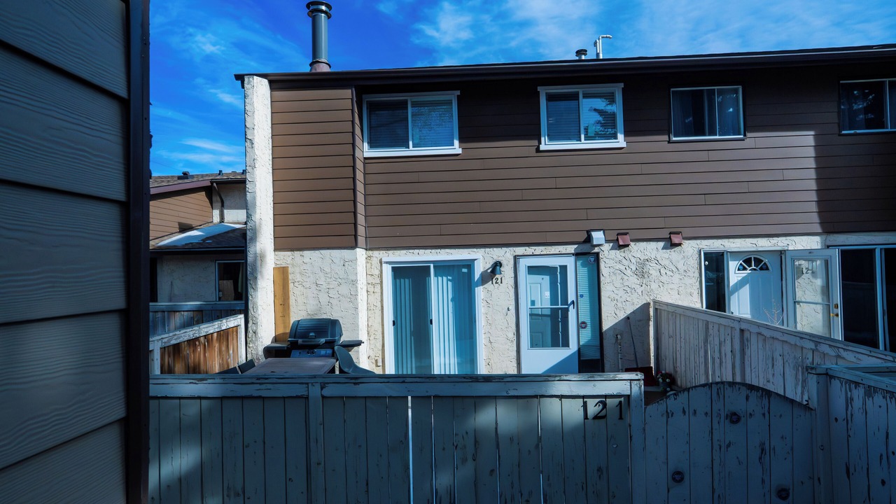 Photo of Outdoor in Southeast Calgary