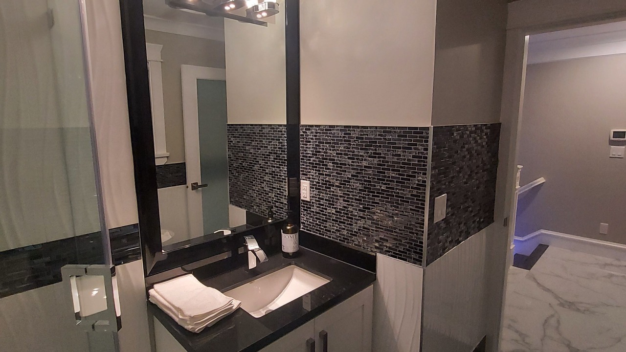 Photo of Bathroom in East Side