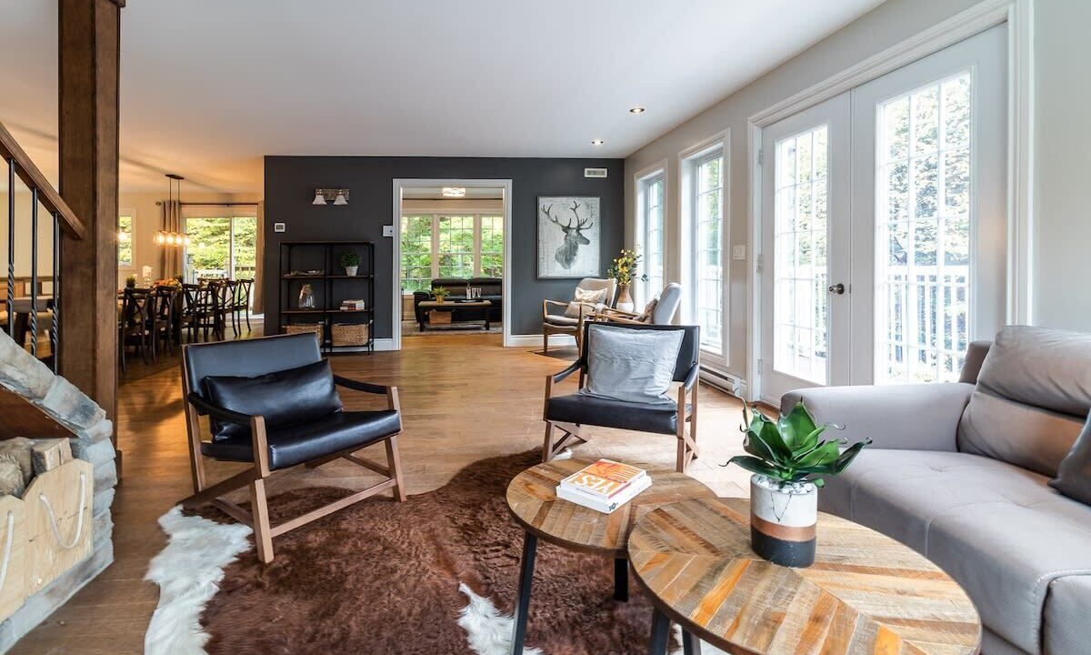 Photo of Livingroom in St-Adolphe-d'Howard
