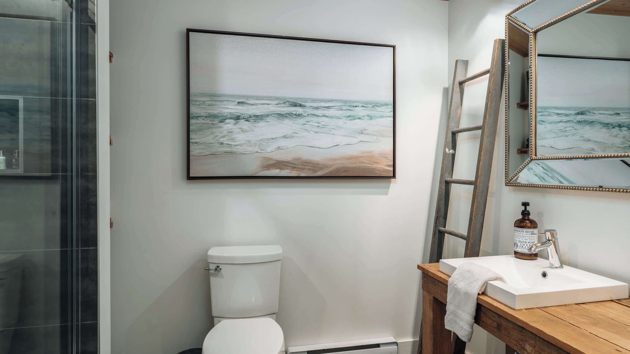 Photo of Bathroom in Chertsey