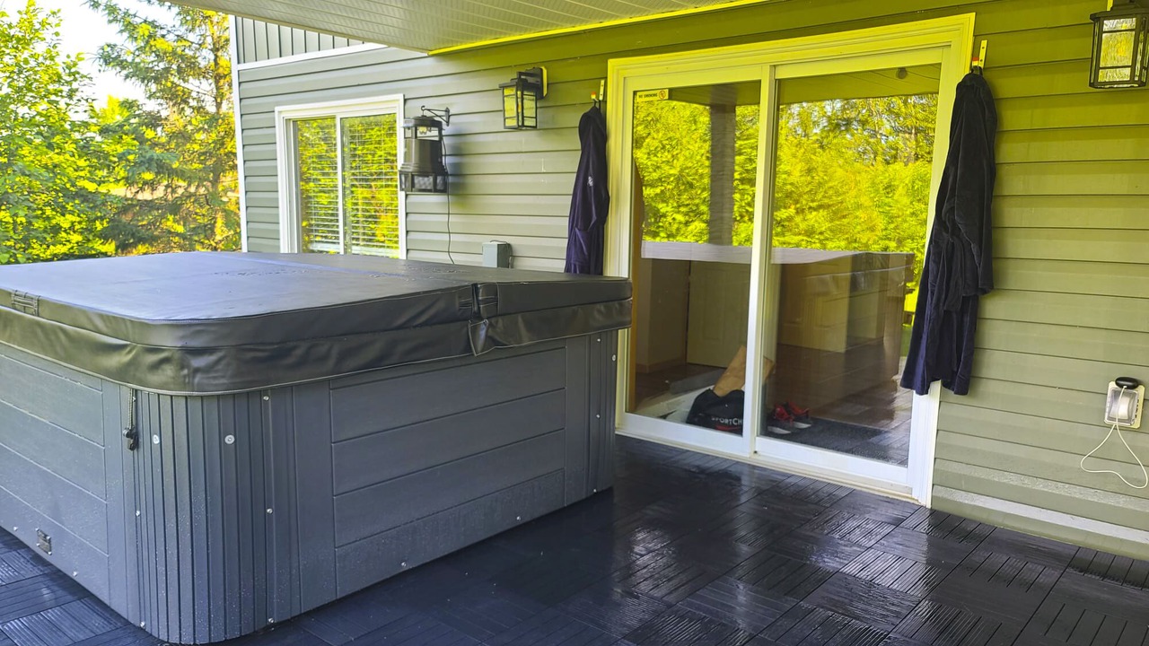 Photo of Patio Balcony in North Algona Wilberforce