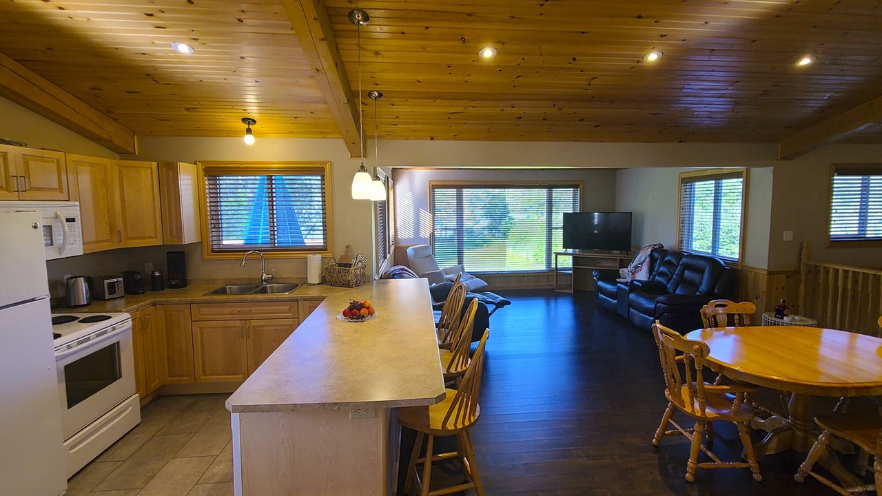Photo of Kitchen in North Algona Wilberforce