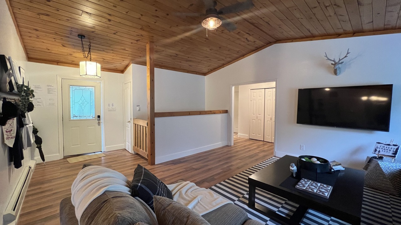 Photo of Livingroom in Huntsville