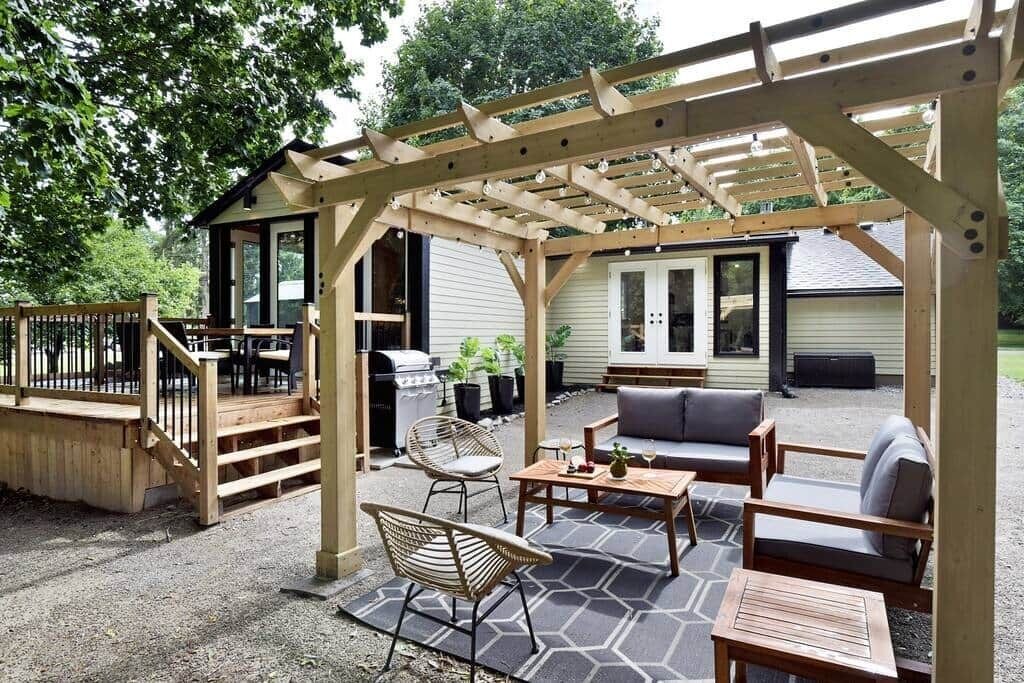 Photo of Outdoor in Straffordville