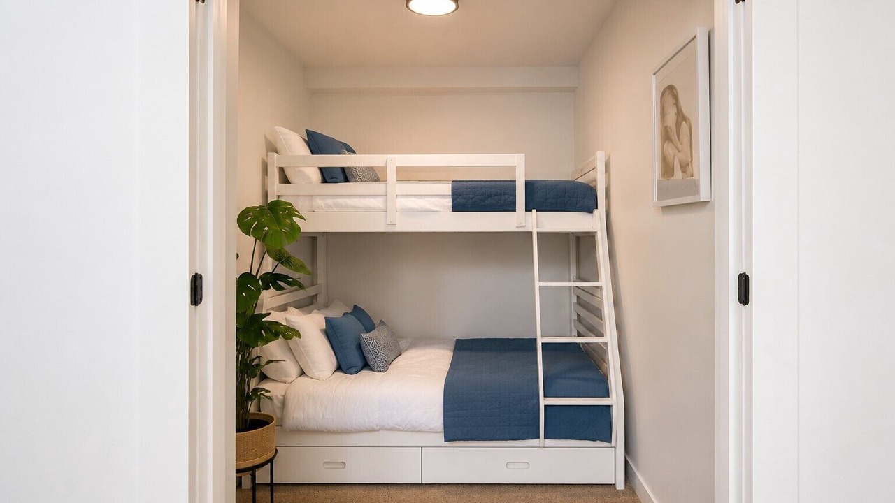 Photo of Bedroom in Pointe-Saint-Charles