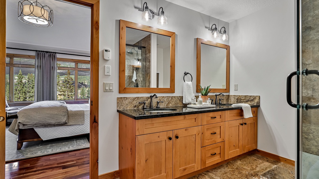 Photo of Bathroom in Canmore