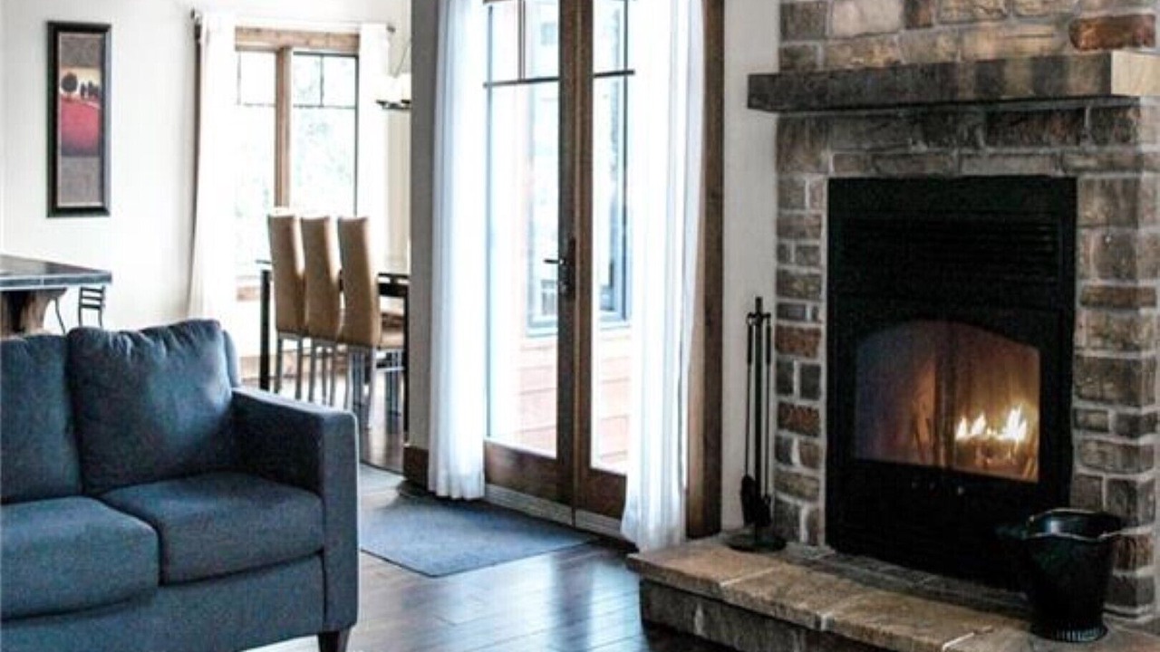 Photo of Livingroom in Saint-Faustin-Lac-Carre