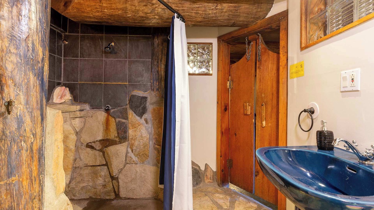 Photo of Bathroom in Sainte-Beatrix
