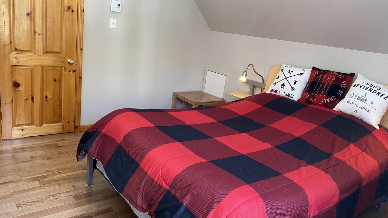 Photo of Bedroom in Mandeville
