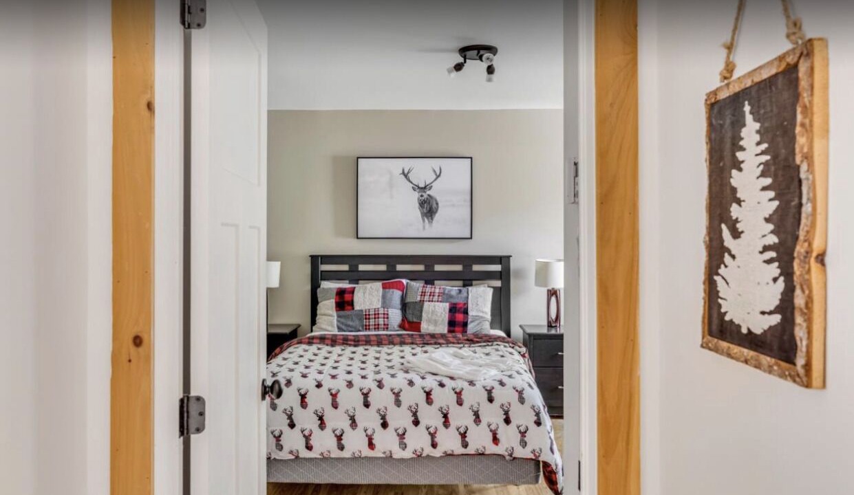 Photo of Bedroom in Petite-Riviere-Saint-Francois