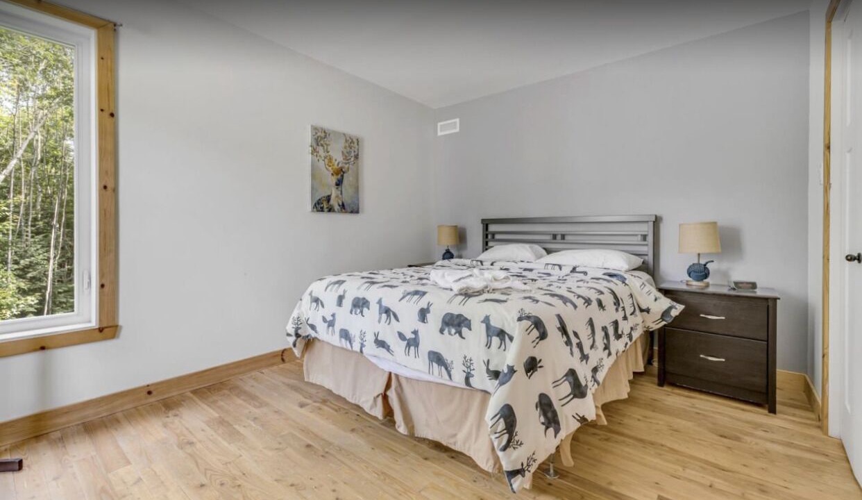 Photo of Bedroom in Petite-Riviere-Saint-Francois