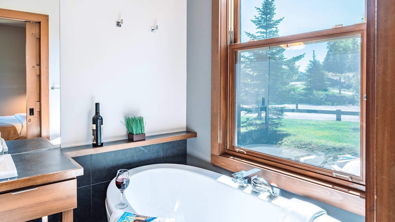 Photo of Bathroom in Lac Superieur Village