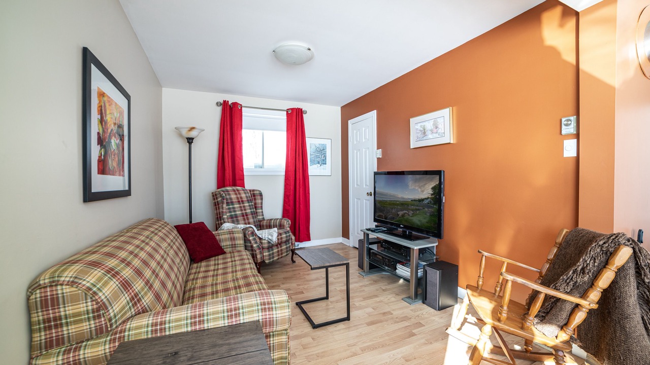 Photo of Livingroom in St-Francois-de-l'Ile-d'Orleans