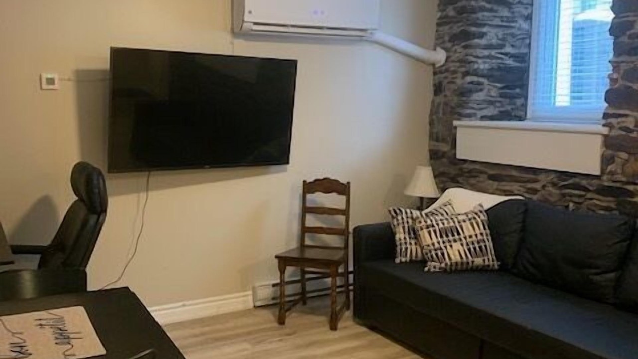Photo of Livingroom in Downtown Halifax