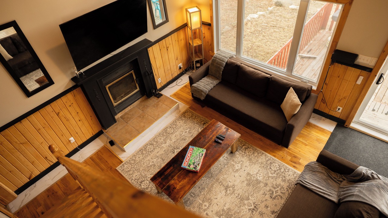 Photo of Livingroom in Chertsey