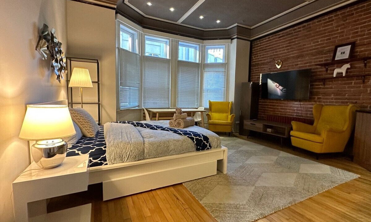Photo of Bedroom in Shaughnessy Village
