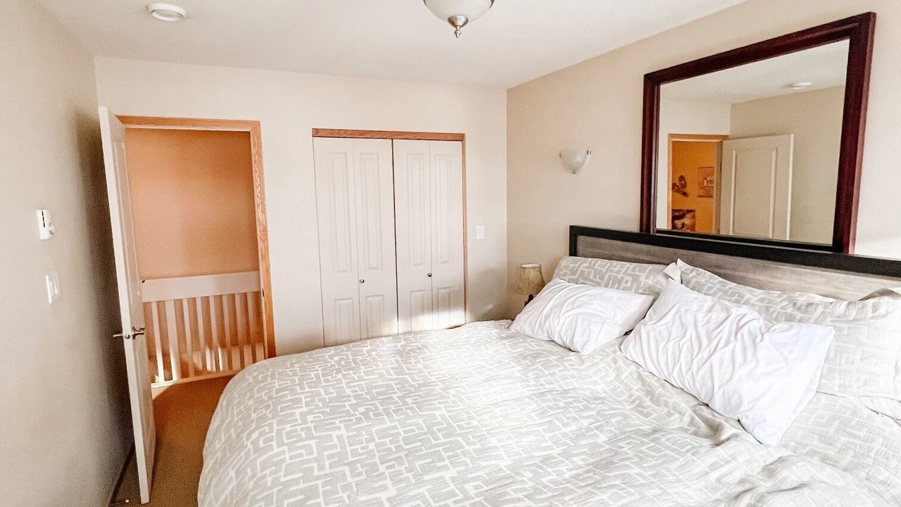 Photo of Bedroom in Panorama