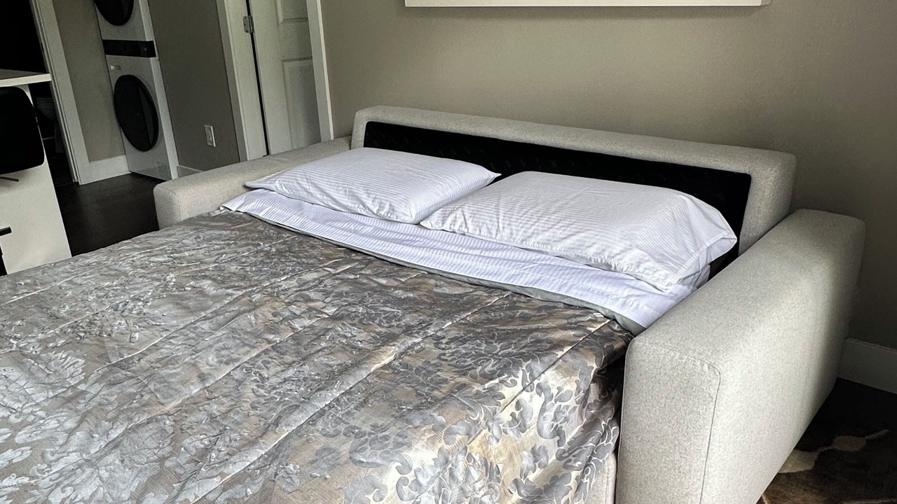 Photo of Bedroom in District of North Vancouver