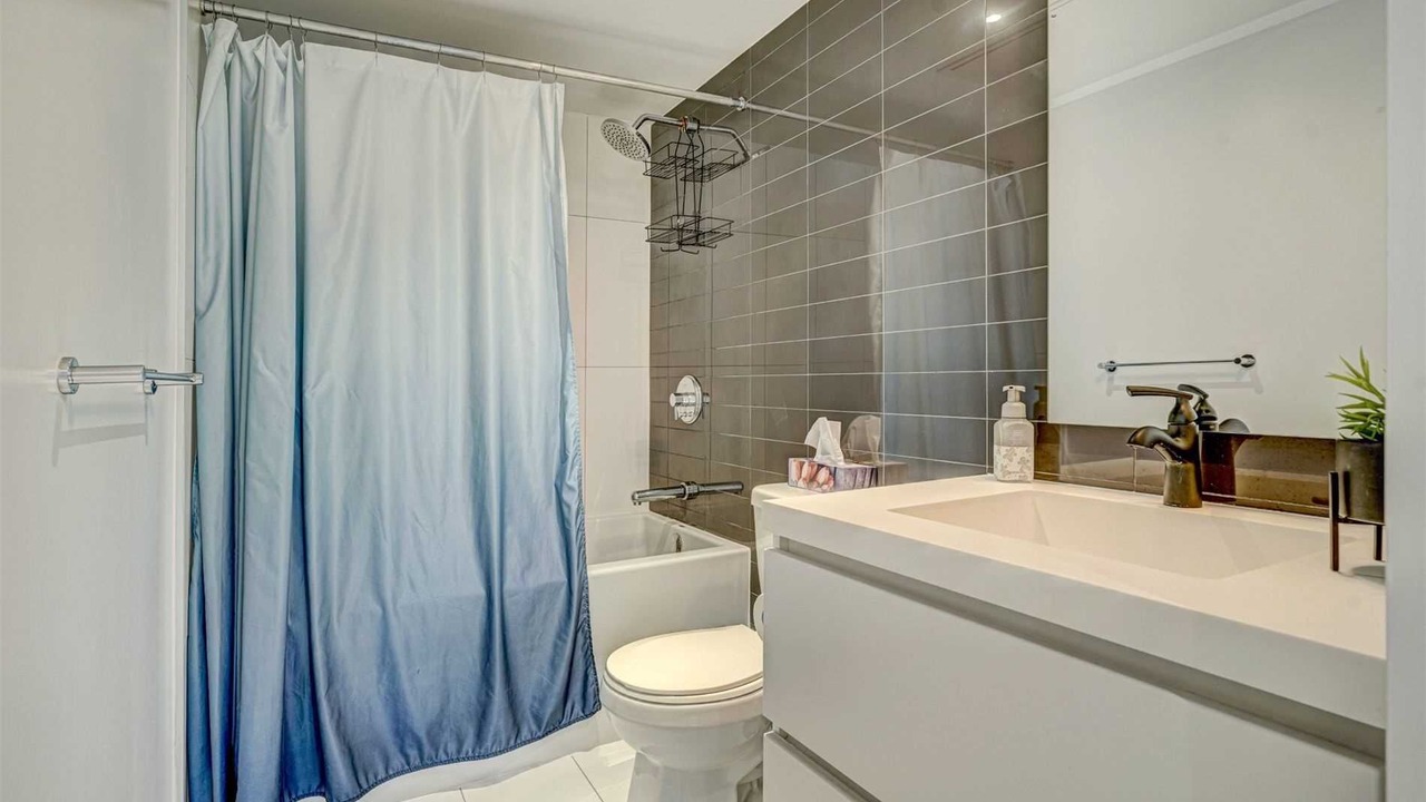 Photo of Bathroom in CityPlace