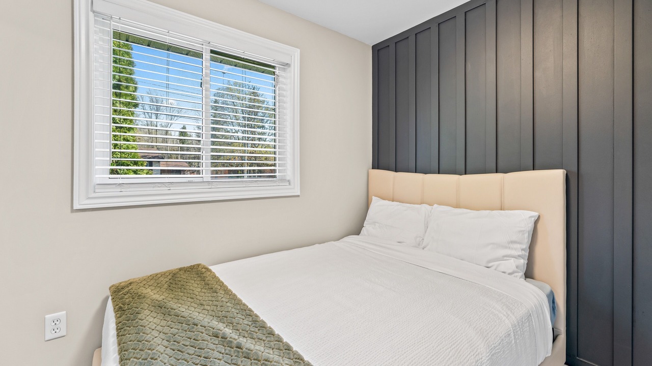 Photo of Bedroom in Innisfil