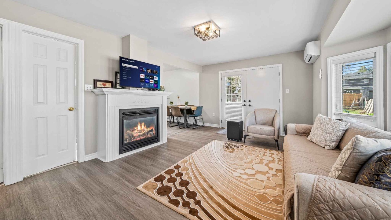 Photo of Livingroom in Innisfil