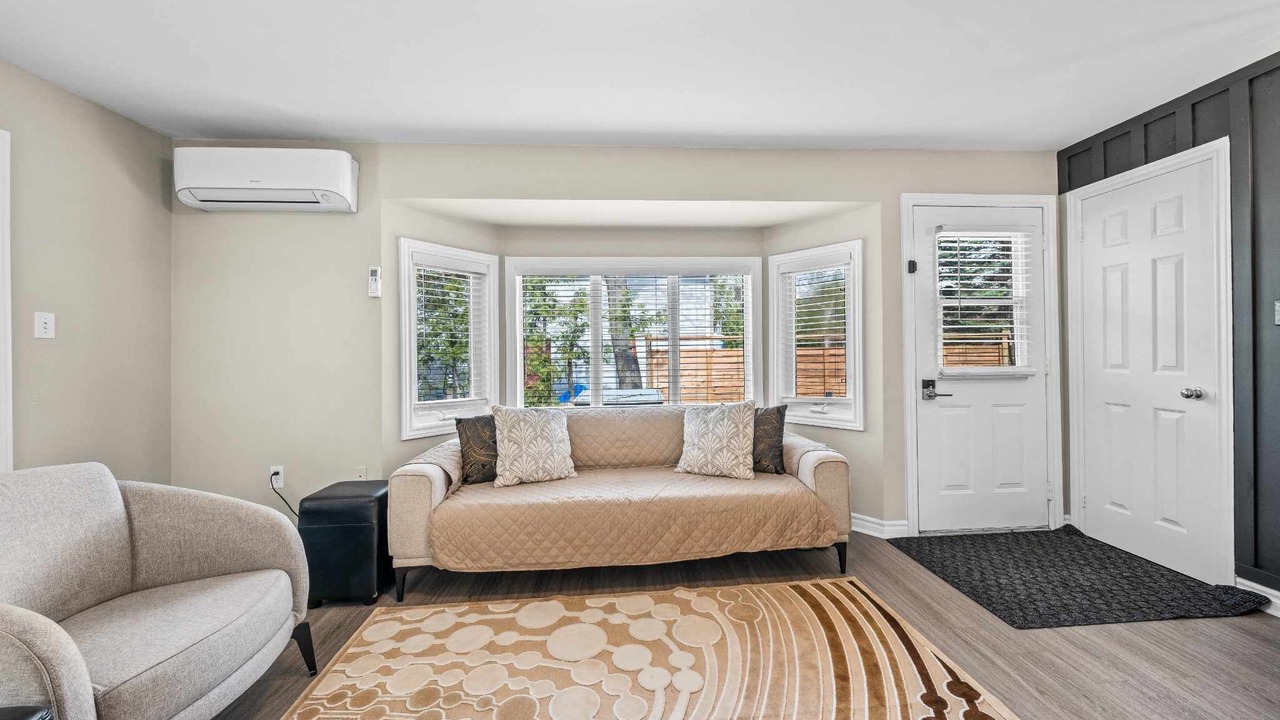 Photo of Livingroom in Innisfil