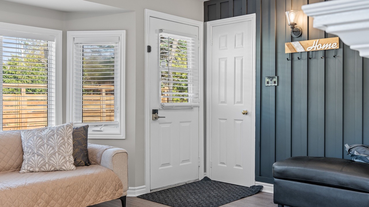 Photo of Livingroom in Innisfil