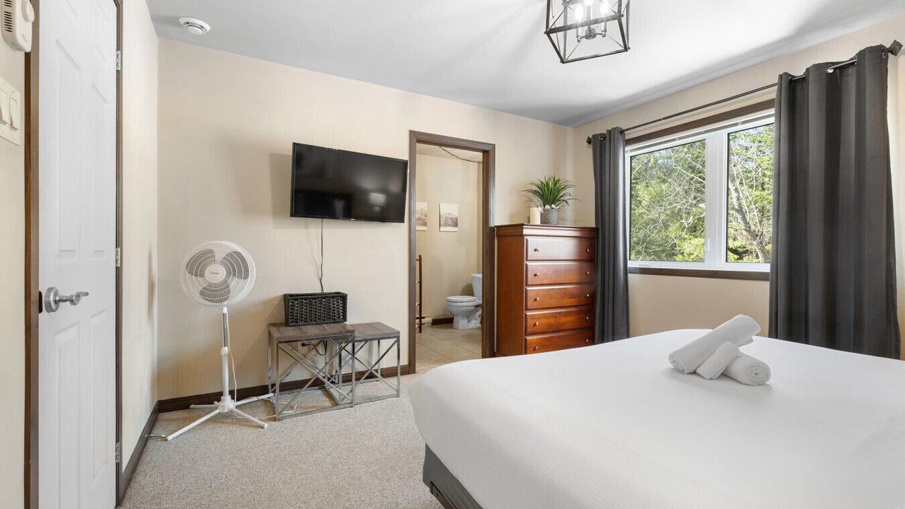 Photo of Bedroom in Mont-Tremblant