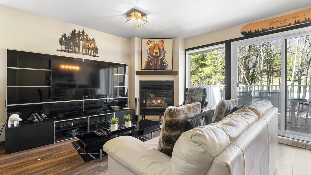 Photo of Livingroom in Mont-Tremblant
