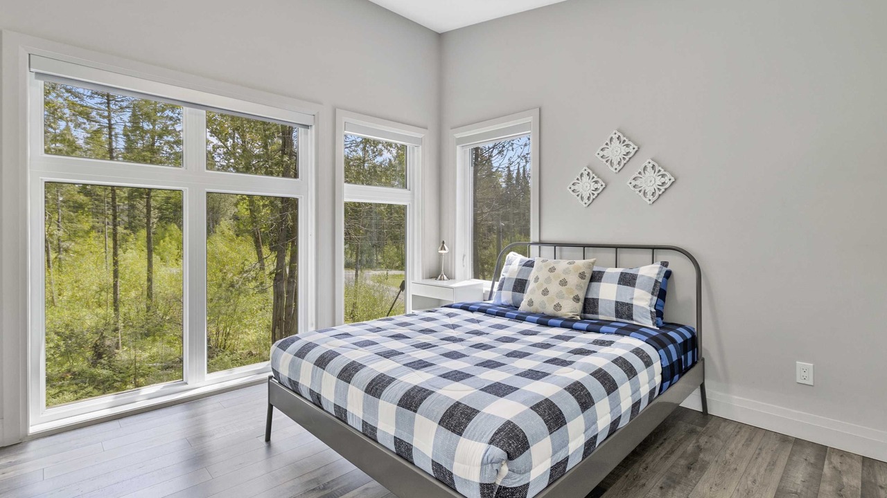 Photo of Bedroom in Stanstead Township