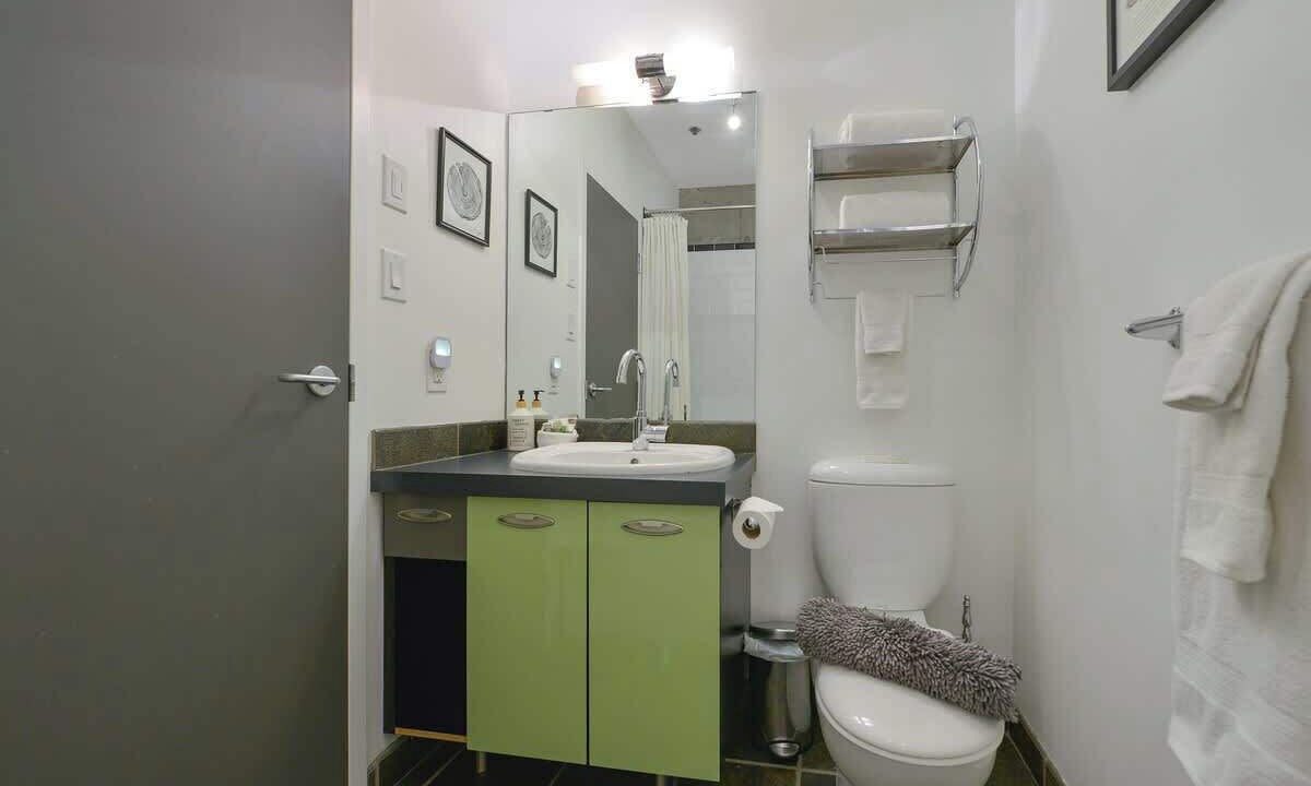 Photo of Bathroom in James Bay