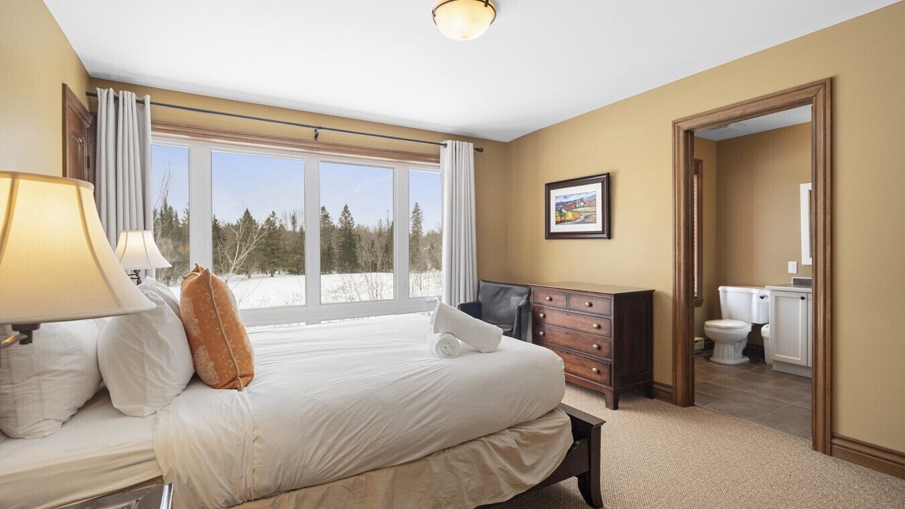 Photo of Bedroom in Mont-Tremblant