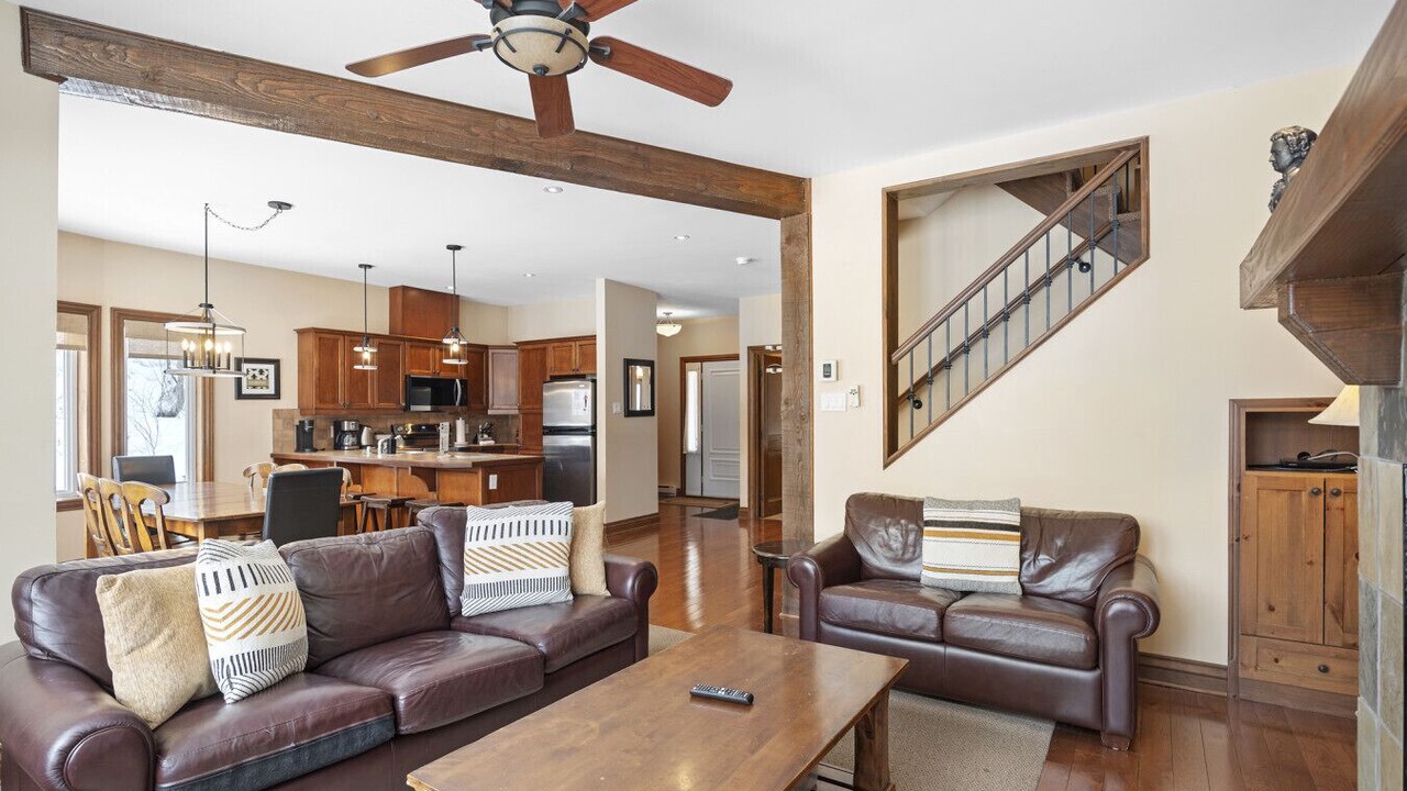 Photo of Livingroom in Mont-Tremblant