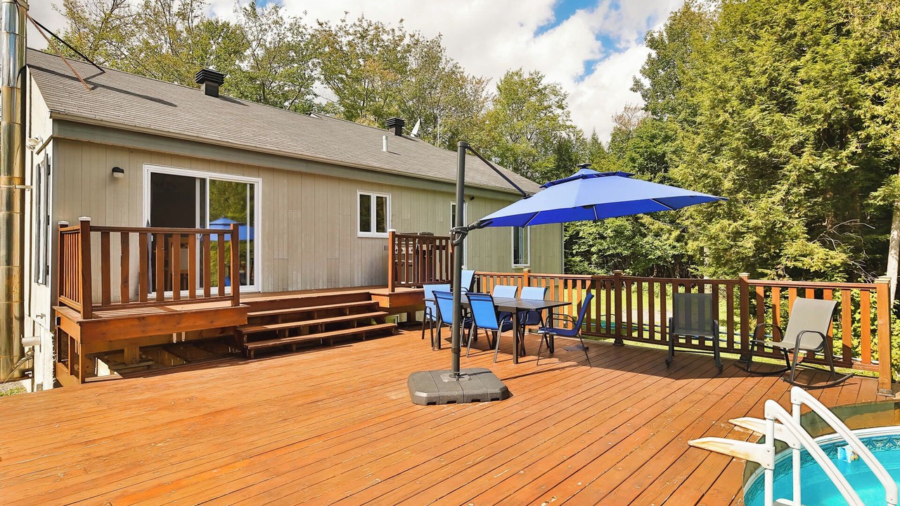 Photo of Outdoor in Mille-Isles